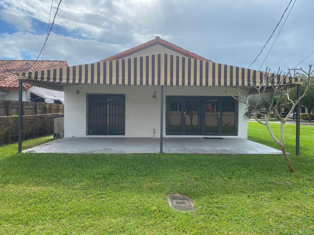 科勒尔盖布尔斯 Lyz Miami酒店 外观 照片